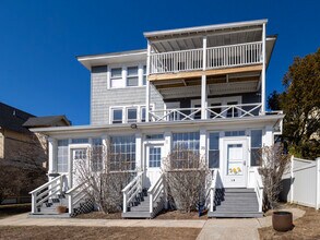 33 Seaview Ave in Norwalk, CT - Building Photo - Building Photo