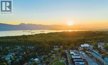 5410 Shortcut Rd in Vancouver, BC - Building Photo - Building Photo