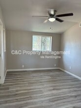 10036 Van Ruiten Ln in Elk Grove, CA - Building Photo - Building Photo