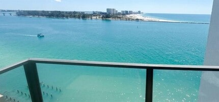 450 S Gulfview Blvd in Clearwater, FL - Building Photo - Building Photo