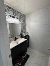 9729 Costa del Sol Blvd in Doral, FL - Building Photo - Building Photo