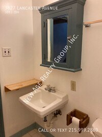 3827 Lancaster Ave photo'