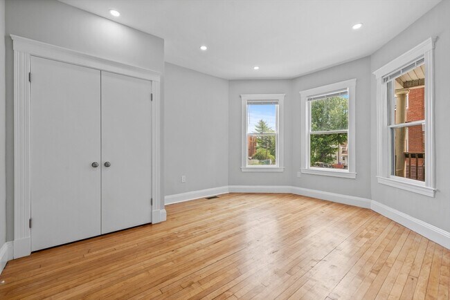 property at 29 Magnolia St