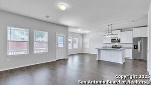 6718 Freedom Hills in San Antonio, TX - Building Photo - Building Photo