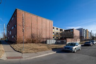 Seventeen60 in Wichita, KS - Building Photo