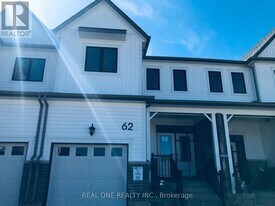 62 Forestwalk St in Kitchener, ON - Building Photo