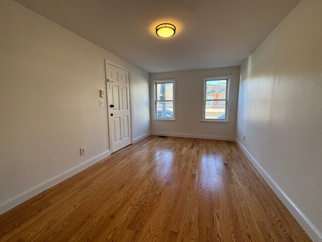 205 D St, Unit Unit # 1