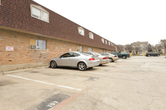 Lafayette Square in Dallas, TX - Building Photo - Building Photo