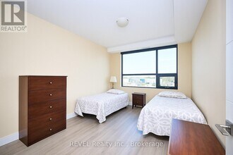 300G Fourth Ave in St Catharines, ON - Building Photo - Building Photo