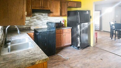 204 Truman St in Stuttgart, AR - Building Photo - Building Photo