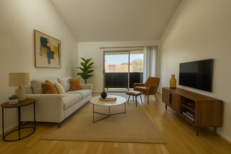 3454 Castle Glen Dr in San Diego, CA - Building Photo - Building Photo