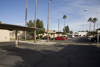 Morningside Villa in Phoenix, AZ - Building Photo - Building Photo