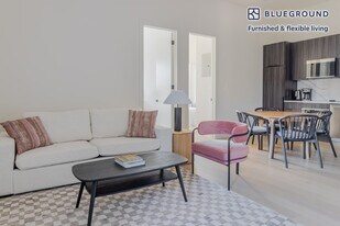 131 Greenpoint Ave in Brooklyn, NY - Building Photo