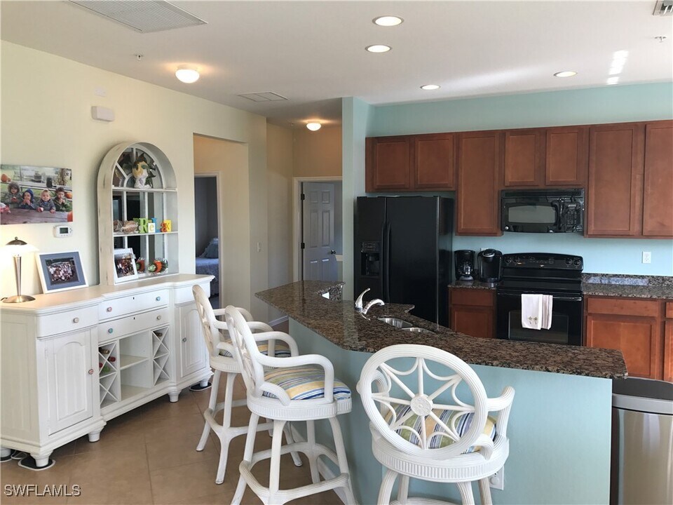 3783 Pino Vista Way in Estero, FL - Building Photo