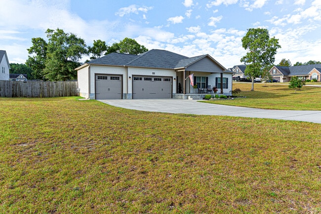 130 Blue Chip Ct in Broadway, NC - Building Photo - Building Photo