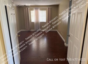 14848 Herschel Ave in Fontana, CA - Foto de edificio - Building Photo