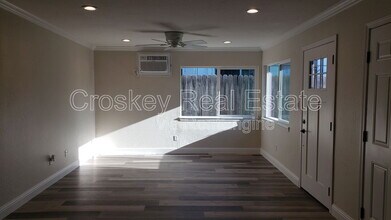 72 Amelia Way in Pittsburg, CA - Building Photo - Building Photo