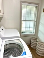 324 S Saunders Ave in Tyler, TX - Building Photo