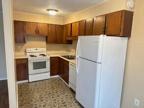 1375 Village Oaks Cir NW in Cleveland, TN - Building Photo - Building Photo