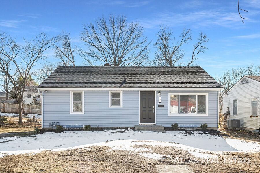 9 W 89 Terrace in Kansas City, MO - Building Photo