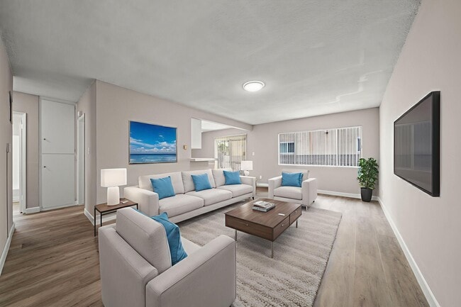 13627-13737 1/2 Lemoli Ave
