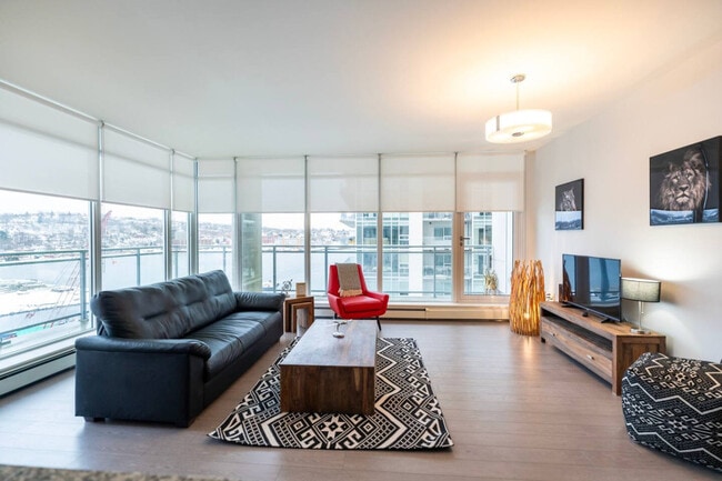 15 Kings Wharf Pl in Dartmouth, NS - Building Photo - Building Photo