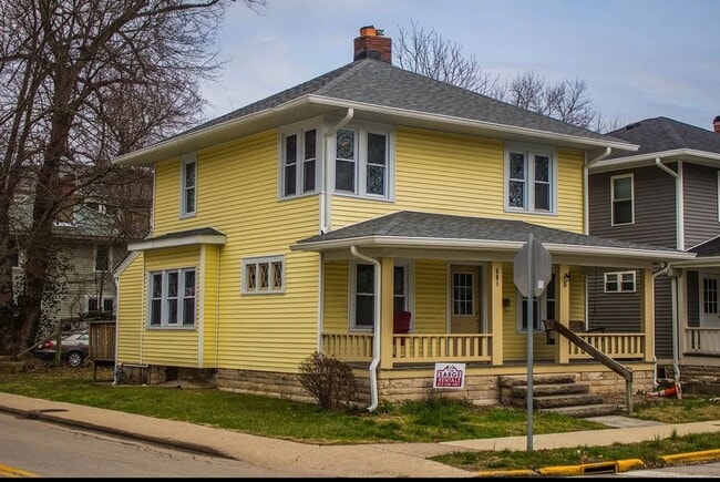property at 601 E University St