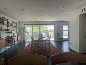 1054 E Fairmont Dr in Tempe, AZ - Building Photo - Building Photo