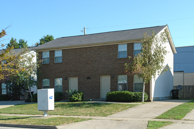 2883 Gribbin Dr in Lexington, KY - Building Photo - Building Photo