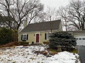 54 Bowden Ave in Barrington, RI - Building Photo