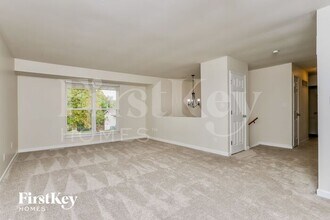 353 Marywood Ct in Ballwin, MO - Building Photo - Building Photo