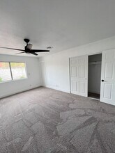 340 Clover Glen Ct in Henderson, NV - Building Photo - Building Photo