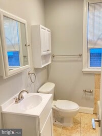 412 W Walnut Ln photo'