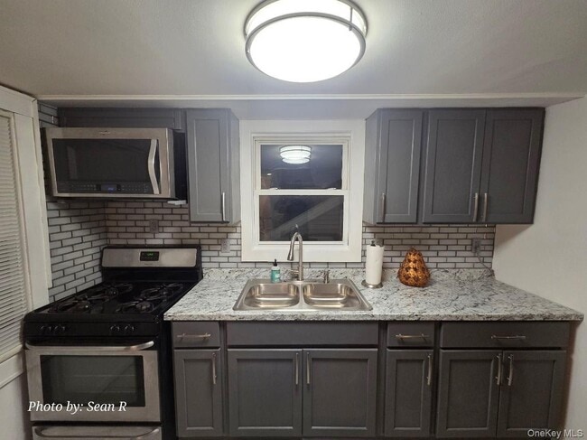 property at 6 William St