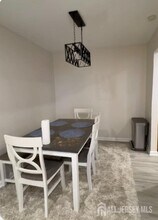 443 Northam Dr in North Brunswick, NJ - Building Photo - Building Photo