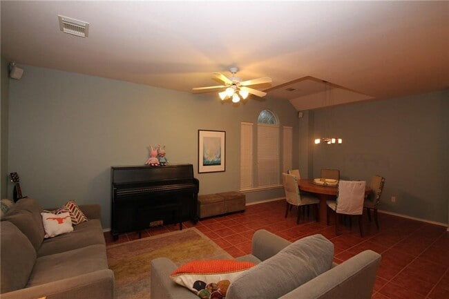 12517 Sir Christophers Cove in Austin, TX - Building Photo - Building Photo