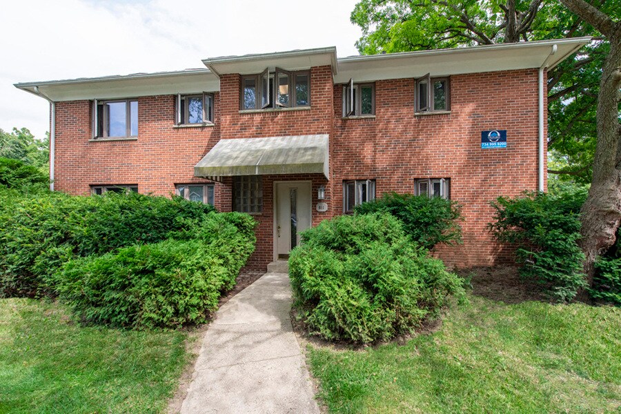 811 S 5th Ave in Ann Arbor, MI - Building Photo