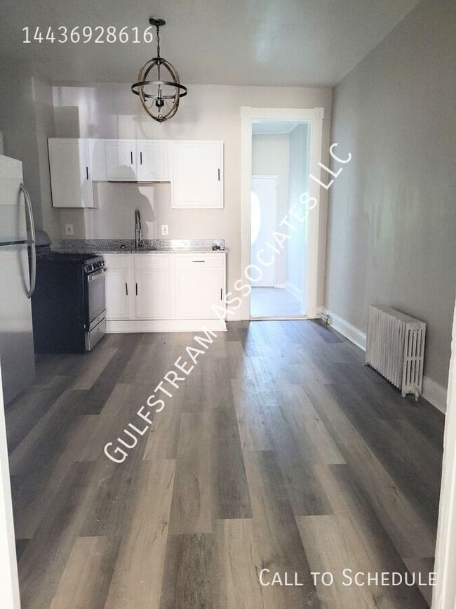 property at 1629 N Milton Ave