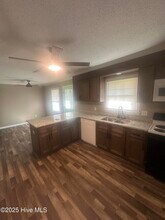 54 Nixon Ave in Rocky Point, NC - Building Photo - Building Photo