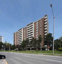 Deerford Road Apartments in Toronto, ON - Building Photo - Building Photo