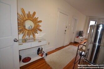 43 Joy St, Unit 1 in Boston, MA - Building Photo - Building Photo