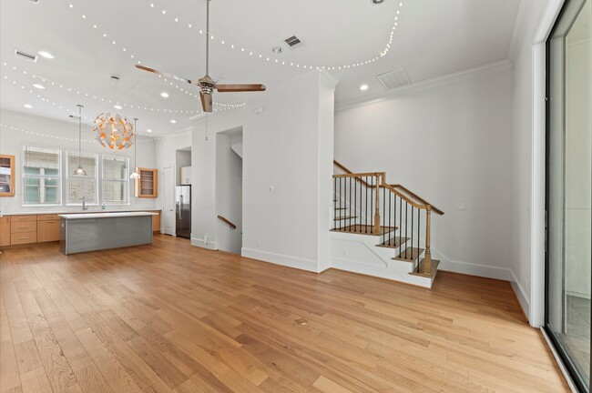 property at 4053 Leeland St