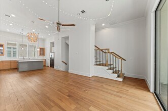 4053 Leeland St in Houston, TX - Building Photo - Building Photo