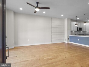 2409 Richmond Hwy in Alexandria, VA - Building Photo - Building Photo
