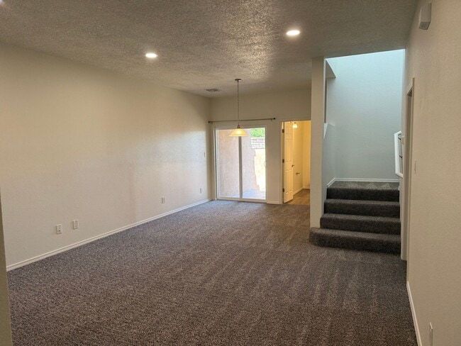 205 San Clemente Ave NW in Albuquerque, NM - Foto de edificio - Building Photo
