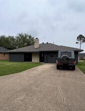 1831 Kensington Dr in Carrollton, TX - Building Photo - Building Photo