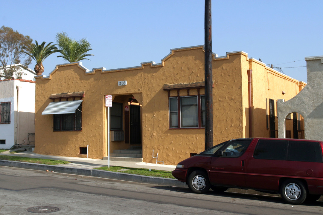 1456 Coronado Ave in Long Beach, CA - Building Photo