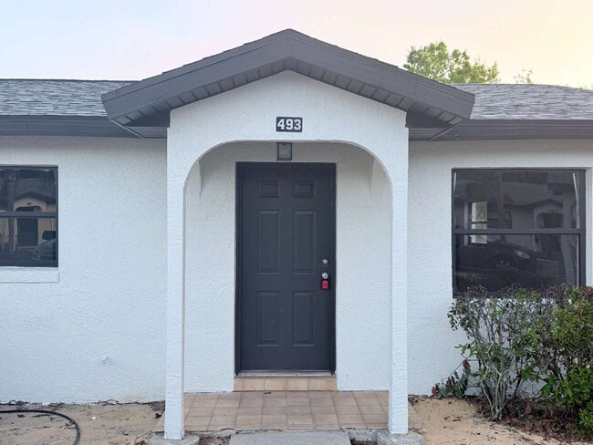 property at 493 Las Palmas Cir