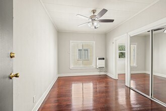526 S Union Avenue in Los Angeles, CA - Building Photo - Building Photo