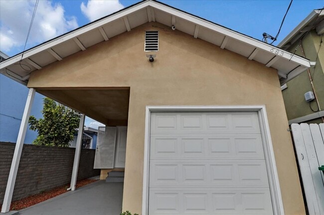 683 Harbour Way in Richmond, CA - Building Photo - Building Photo